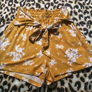 Ultra Flirt Yellow flower shorts